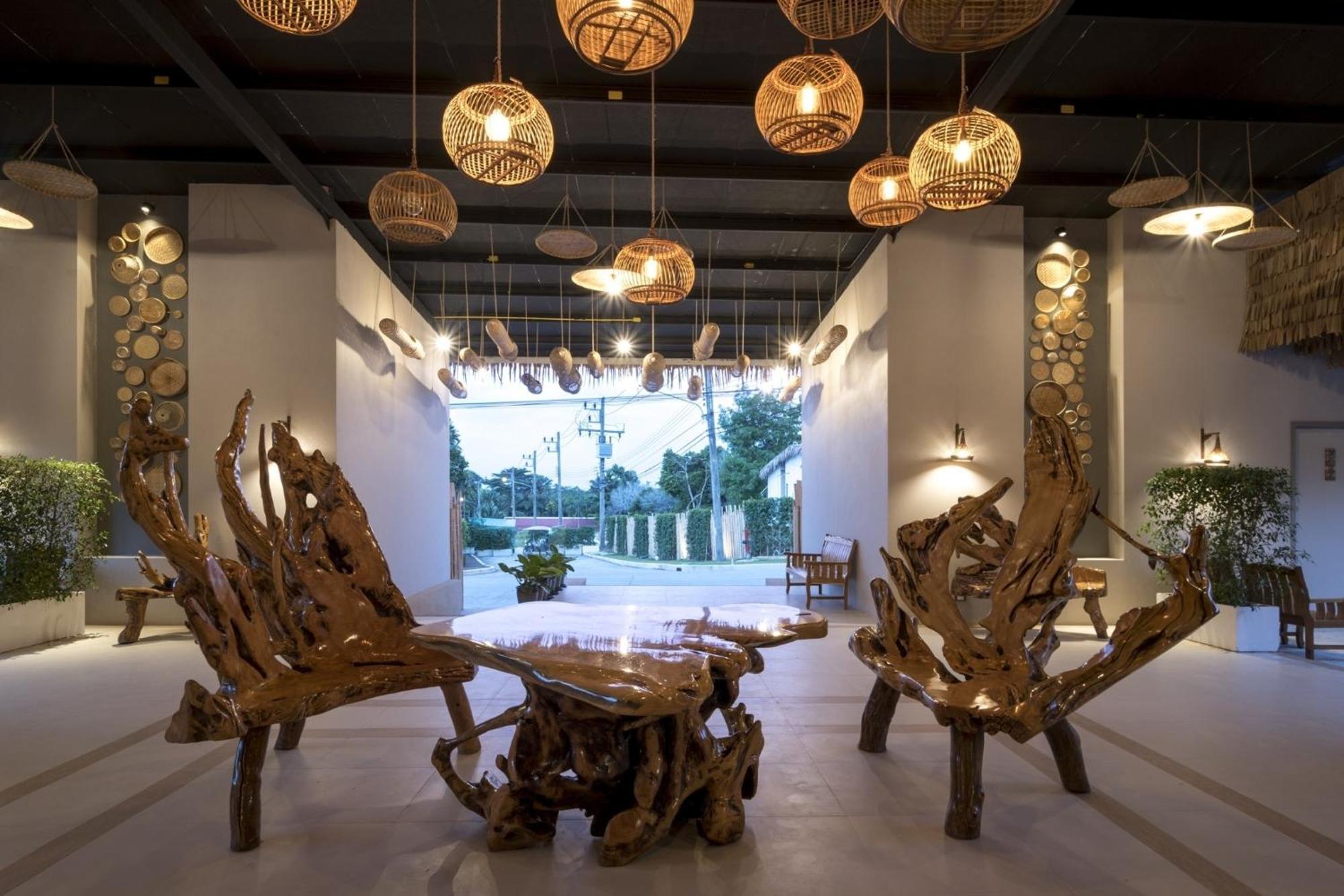 Ozone Villa Phuket Pa Khlok Exterior photo